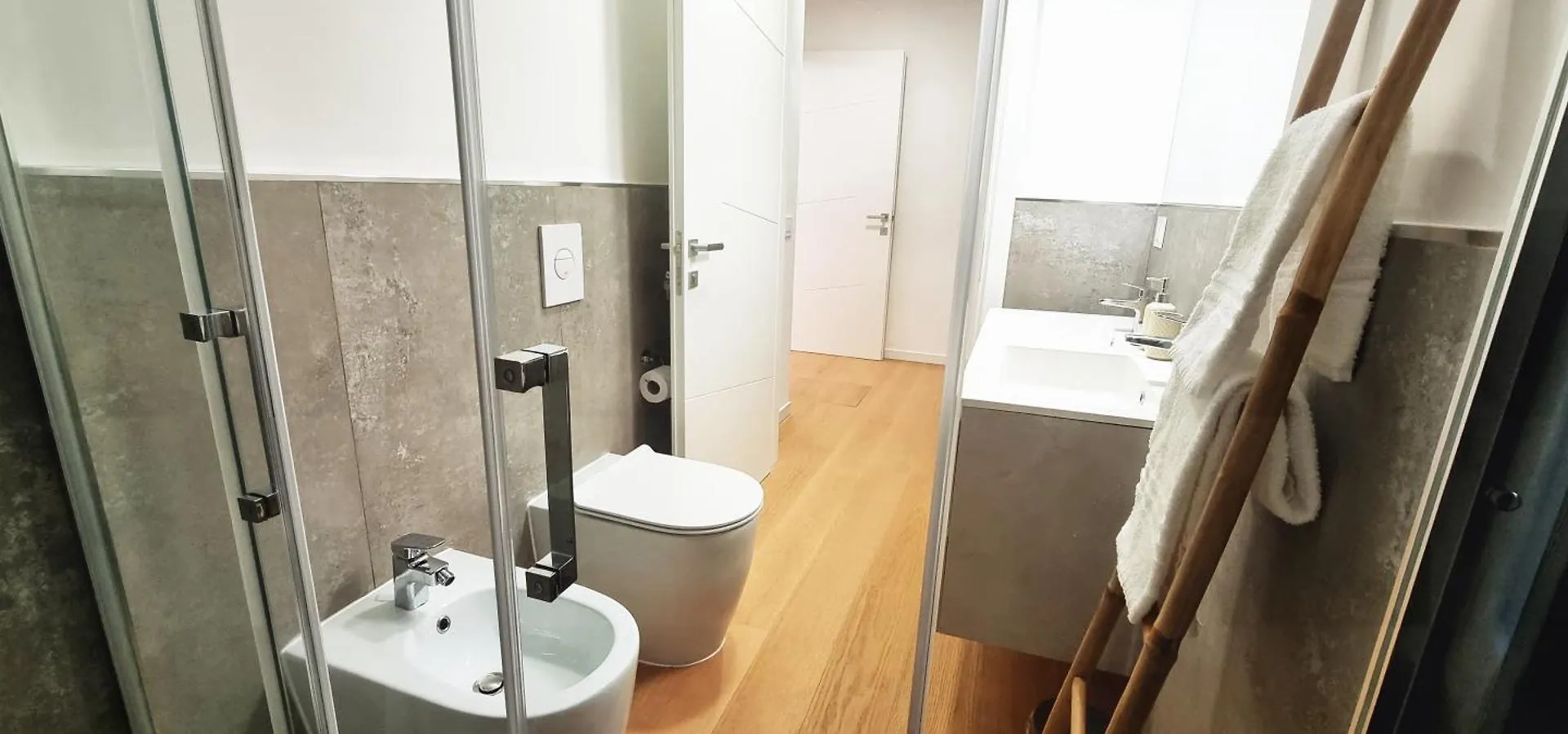 Citylife Apartment Near Thermal Baths And Stylish Xl Living Room